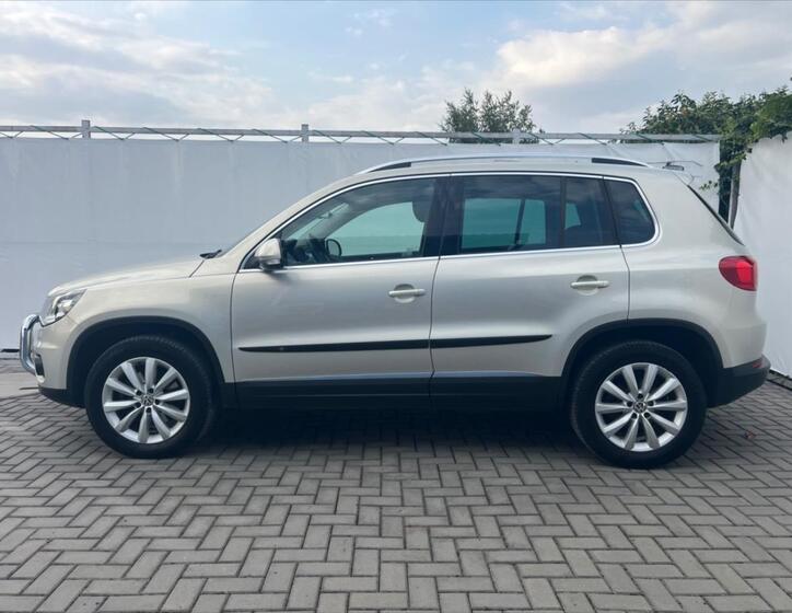 Volkswagen Tiguan 5
