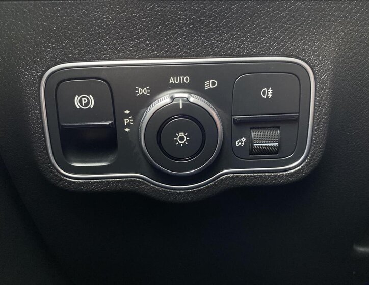 Mercedes-Benz EQB SUV 0,0 140 kw