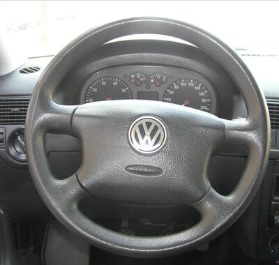 Volkswagen Golf 10