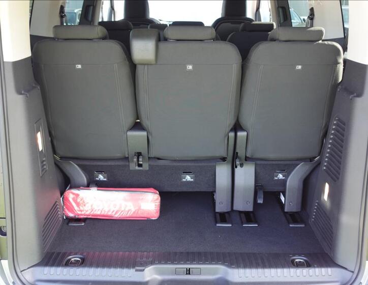 Toyota ProAce Verso 16