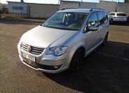 Volkswagen Touran 8