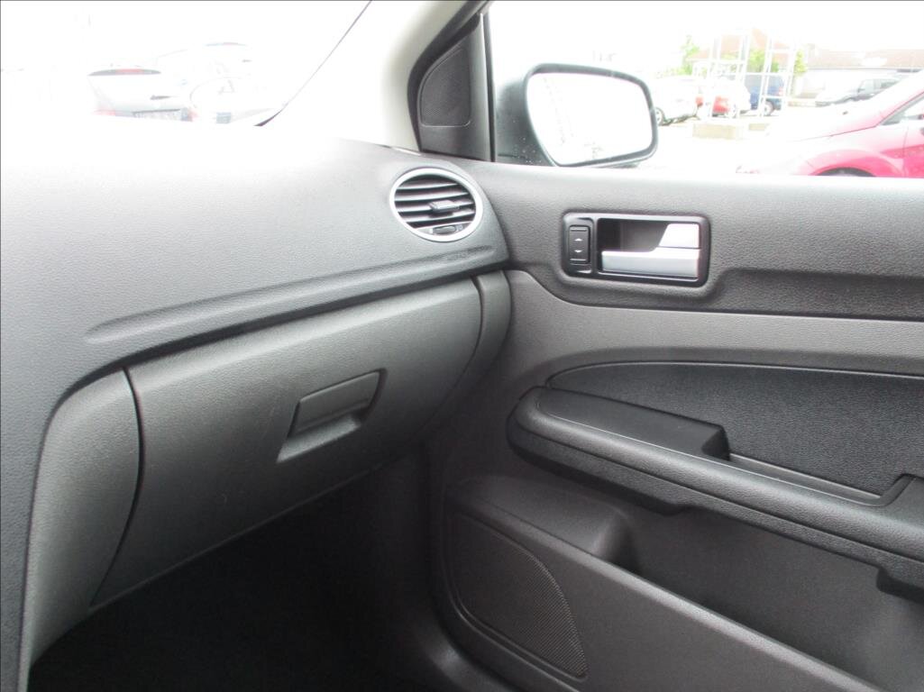 Ford Focus Kombi 1,6 l 74 kw