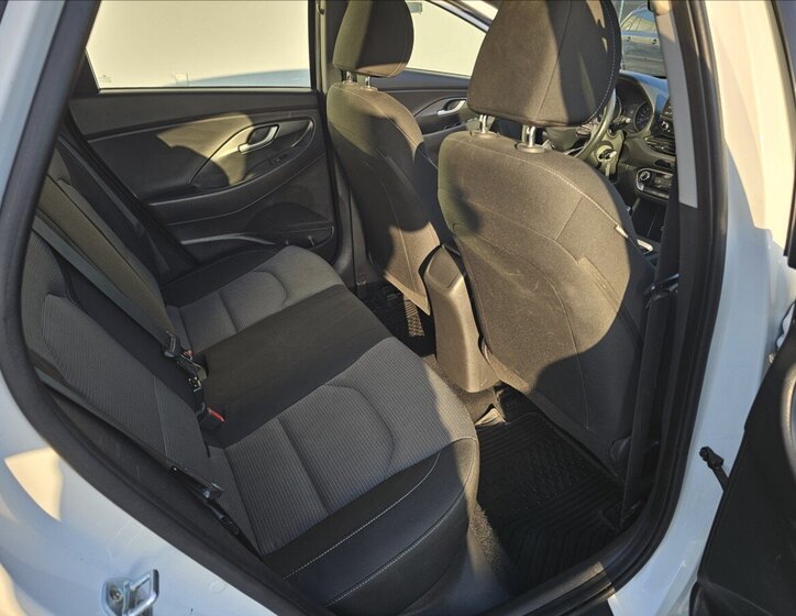 Hyundai i30 Kombi 1,6 l 81 kw