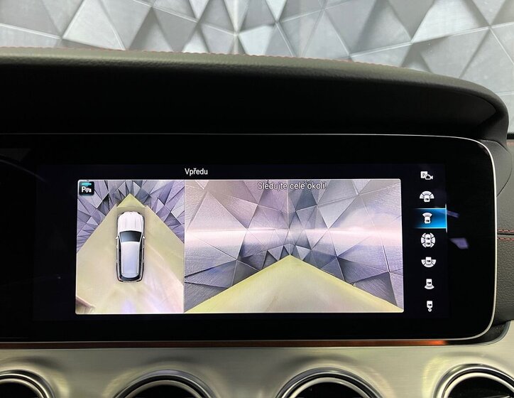 Mercedes-Benz Třídy E Kombi 3,0 l 320 kw