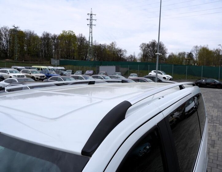 Mercedes-Benz Třídy V MPV 2,1 l 140 kw