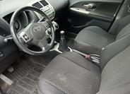 Toyota Urban Cruiser 19