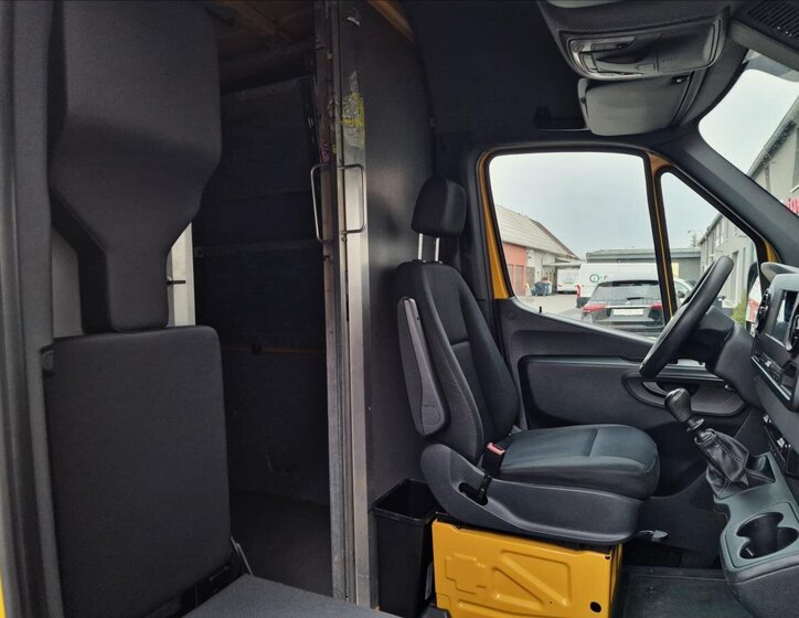 Mercedes-Benz Sprinter Skříň 2,1 l 105 kw