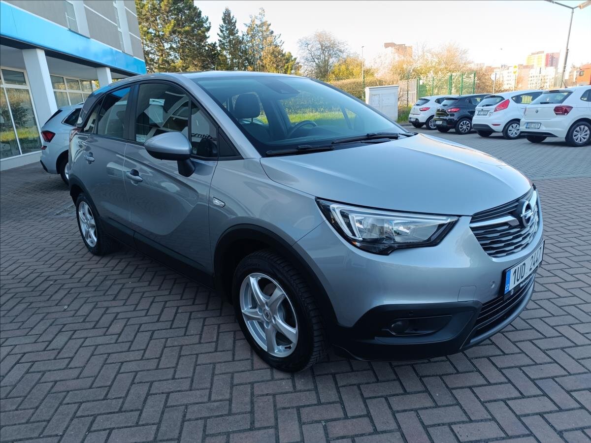 Opel Crossland X SUV / Terénní 1,2 l 81 kw