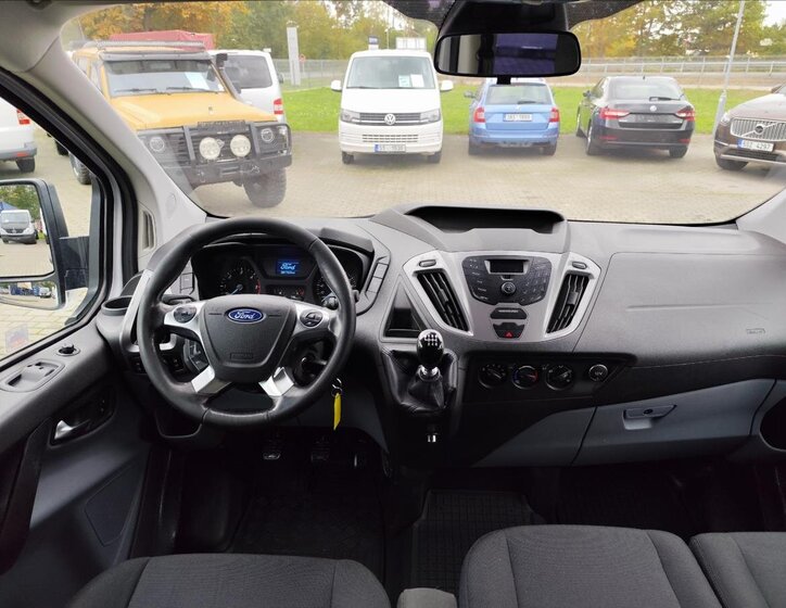 Ford Transit Custom 17