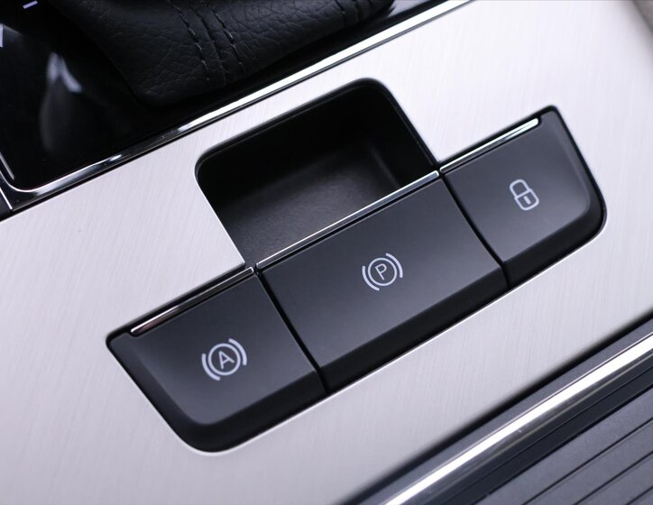 Škoda Superb Liftback 2,0 l 110 kw