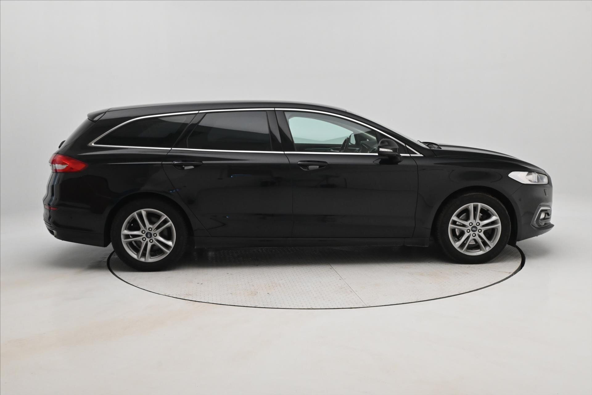 Ford Mondeo Kombi 2,0 l 140 kw