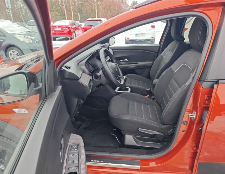 Dacia Jogger Kombi 999,0 67 kw