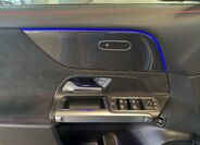 Mercedes-Benz GLB 10