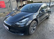 Tesla Model 3 Sedan / Limuzína 0,0 239 kw