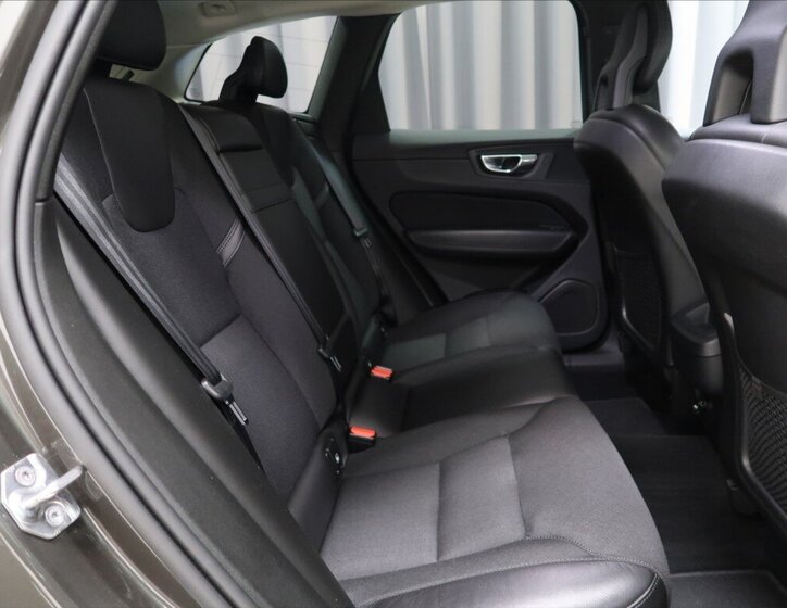 Volvo XC60 SUV 2,0 l 140 kw