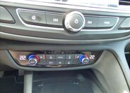 Opel Insignia Kombi 2,0 l 154 kw