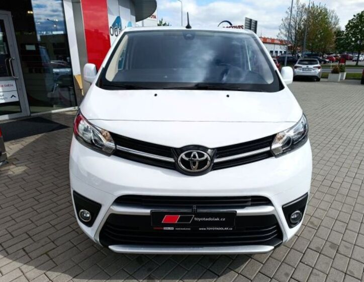 Toyota ProAce 4
