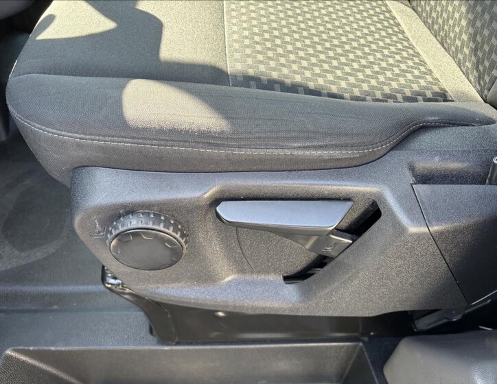 Ford Transit Skříň 2,0 l 96 kw