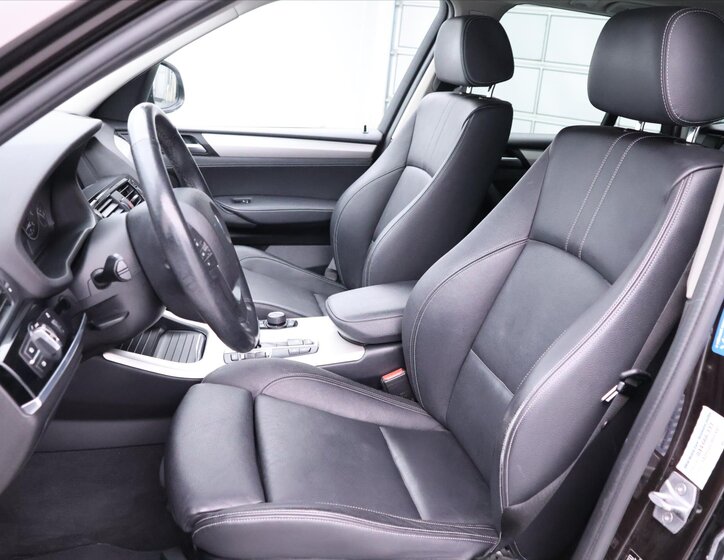 BMW X3 SUV 2,0 l 140 kw