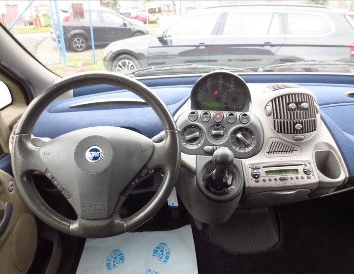 Fiat Multipla MPV 1,6 l 76 kw