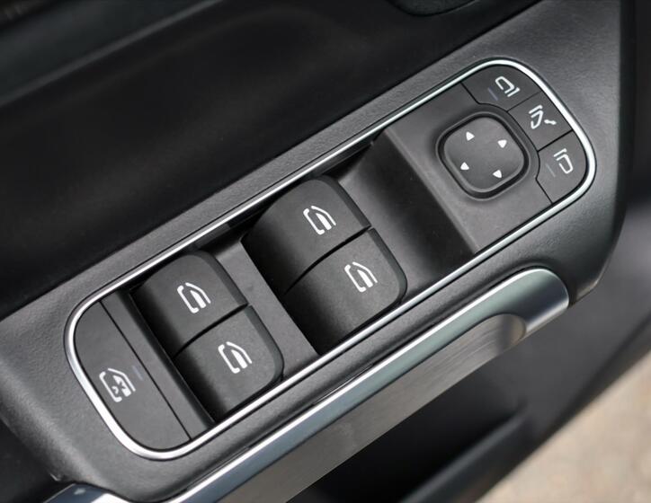 Mercedes-Benz GLB 17