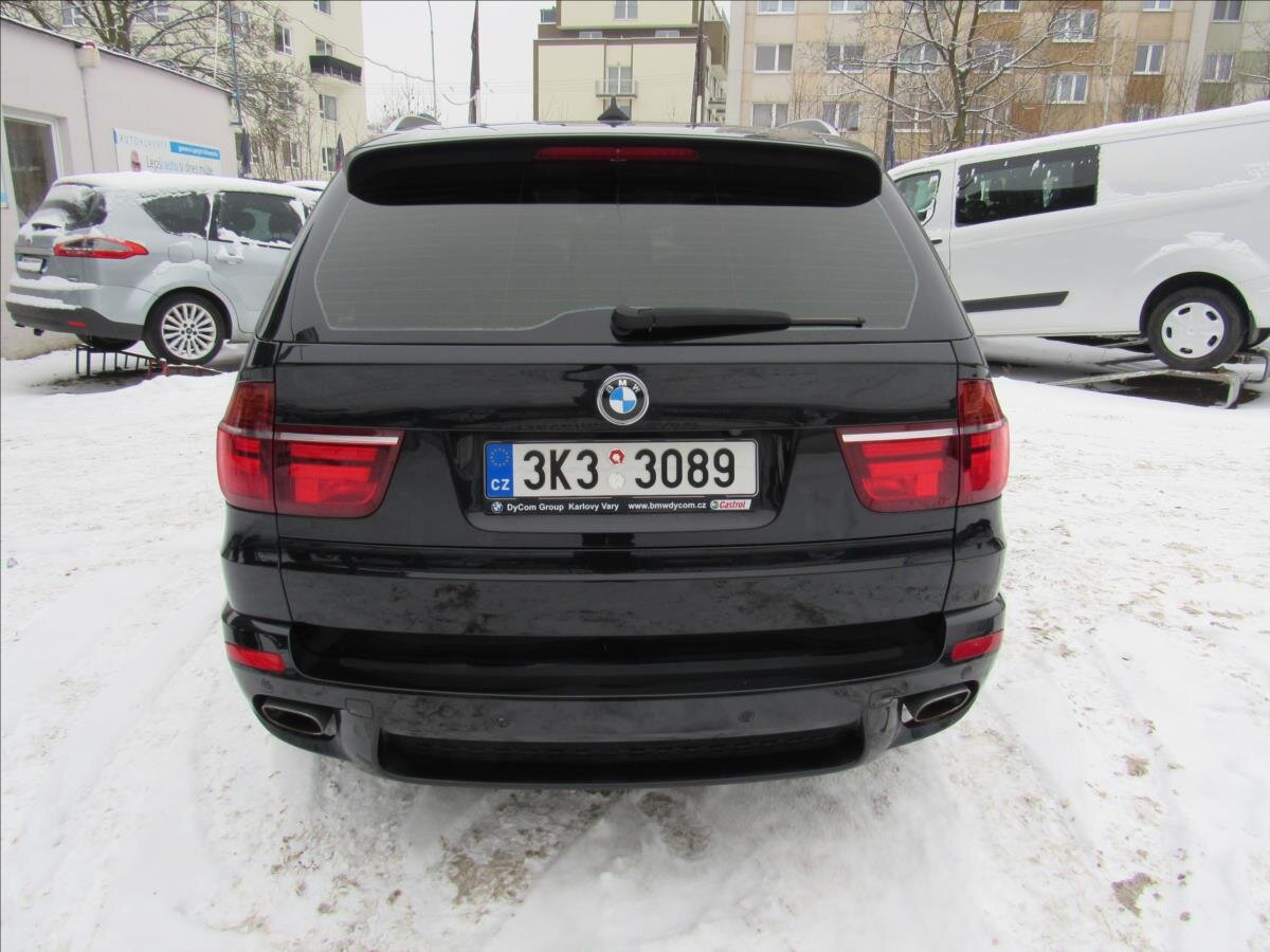 BMW X5 Kombi 3,0 l 225 kw