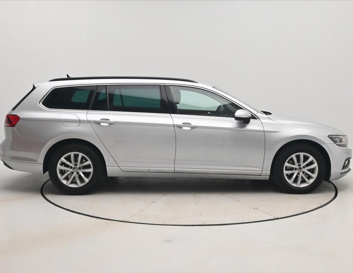 Volkswagen Passat Kombi 2,0 l 110 kw