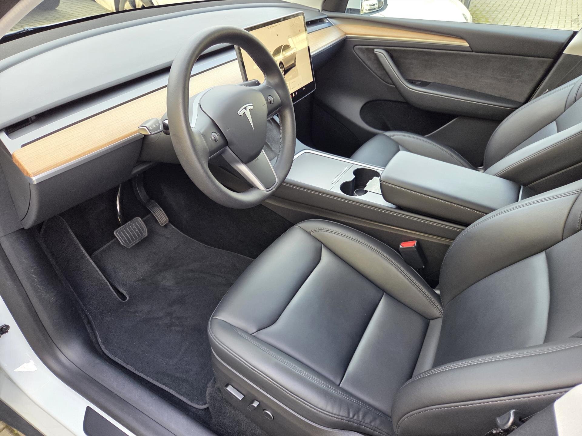 Tesla Model Y SUV 0,0 378 kw