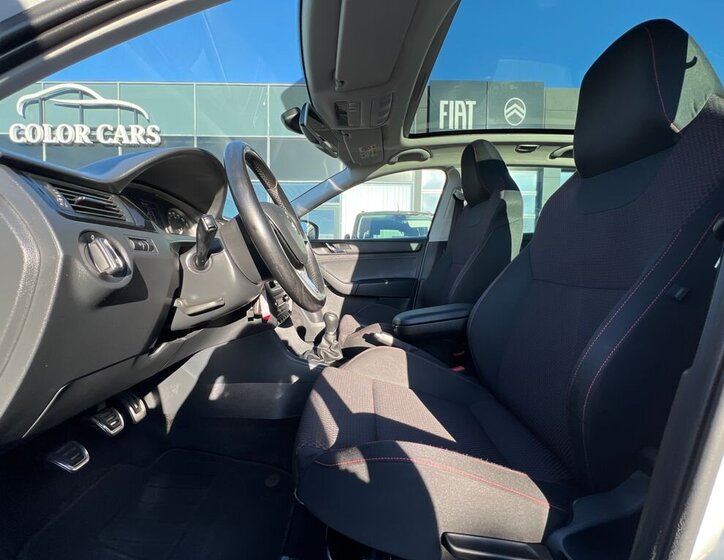 Škoda Rapid Hatchback 1,2 l 77 kw