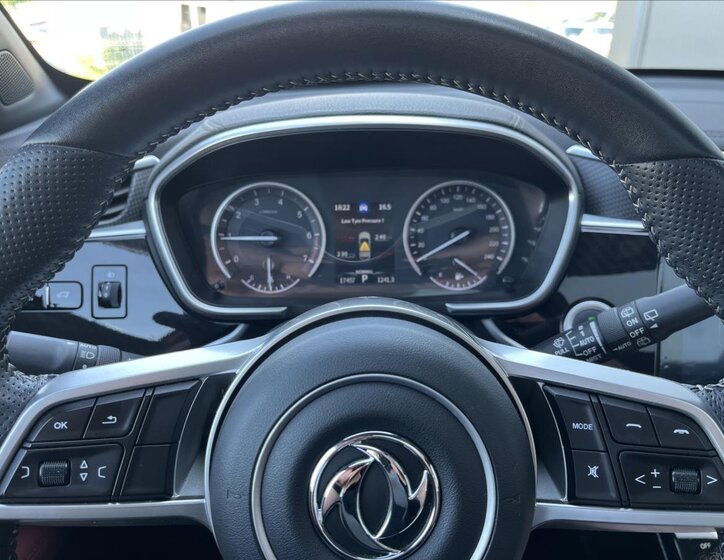 Dongfeng Fengon 5 19