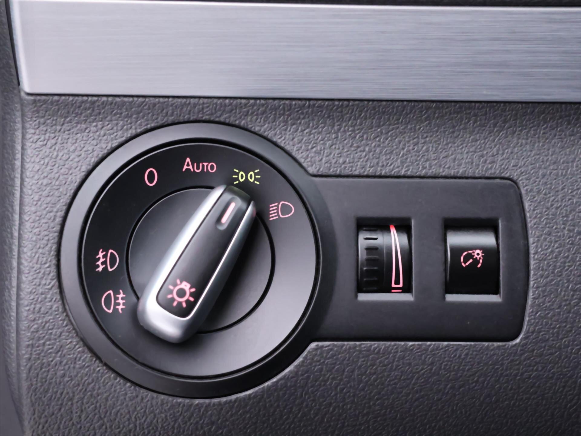 Volkswagen Touran MPV 1,4 l 103 kw