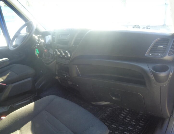 Iveco Daily Ostatní 2,3 l 107 kw