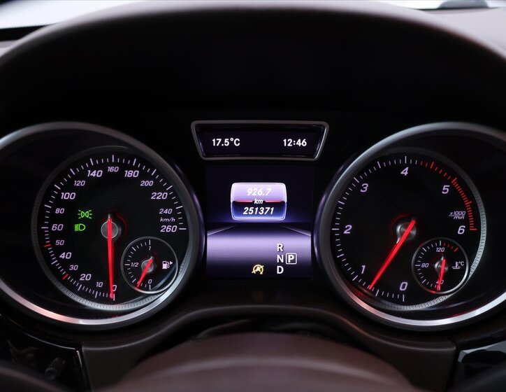 Mercedes-Benz GLE SUV / Terénní 3,0 l 190 kw