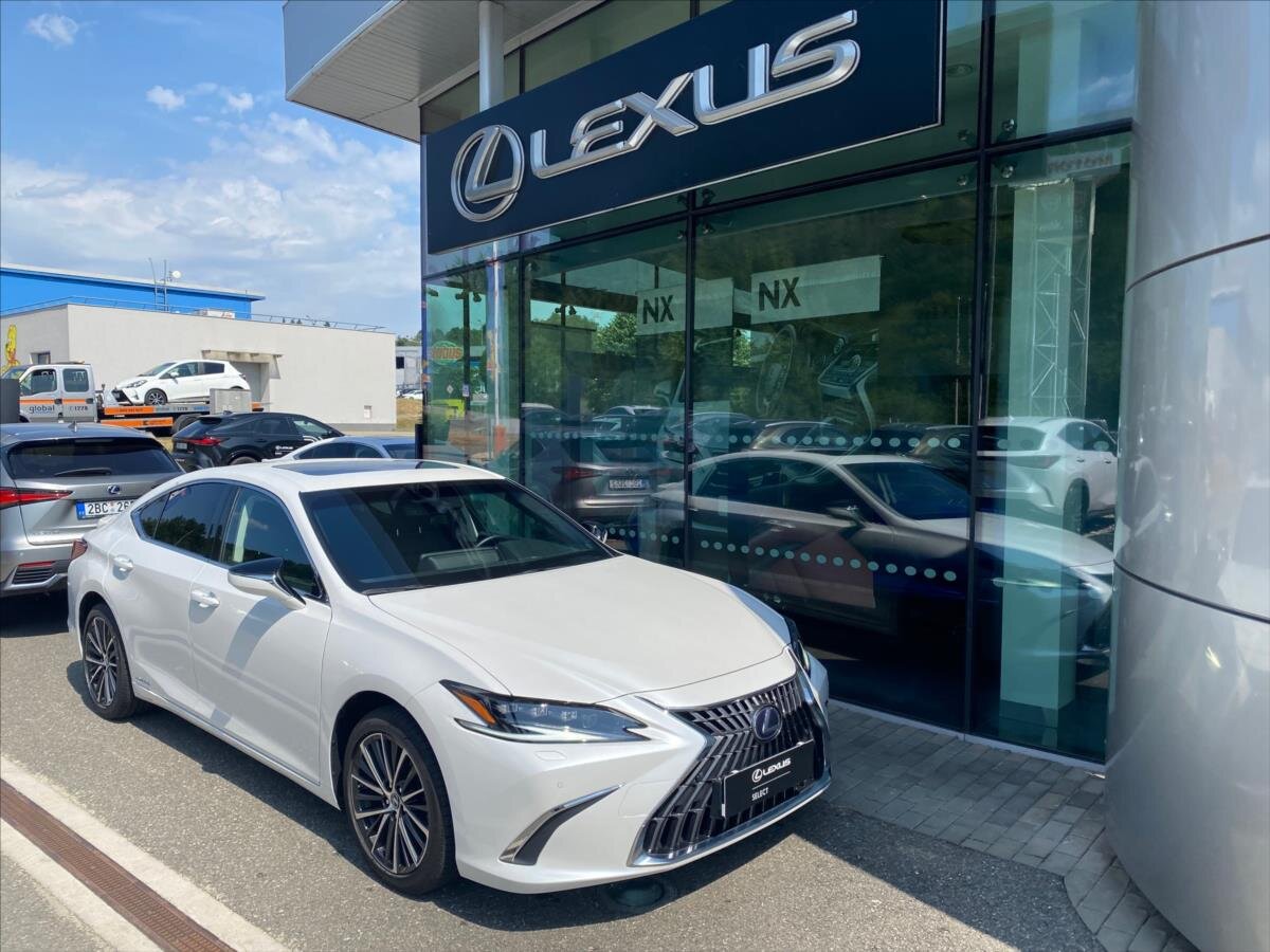 Lexus ES 300h Sedan 2,5 l 160 kw