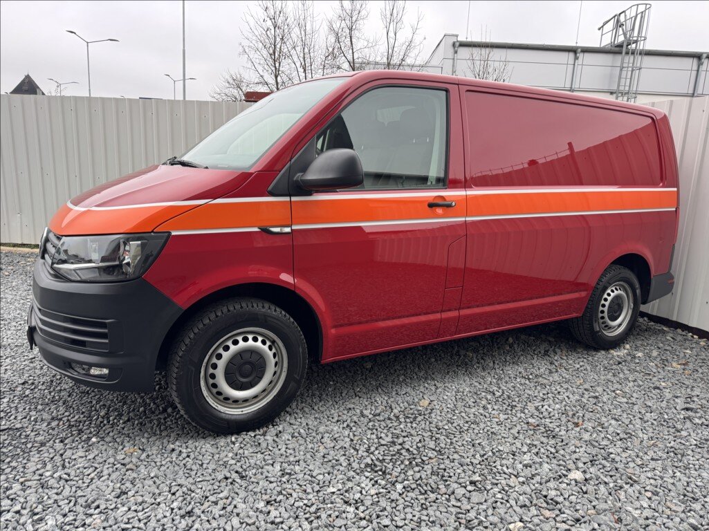 Volkswagen Transporter Skříň 2,0 l 110 kw