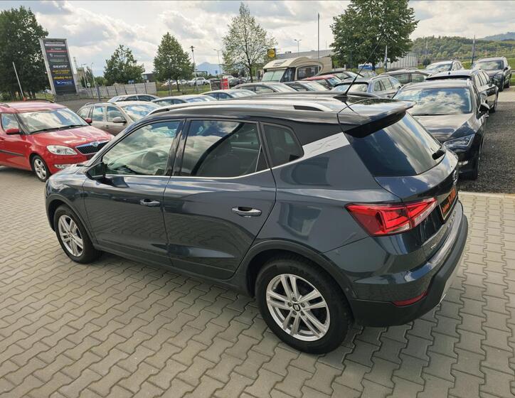 Seat Arona 9