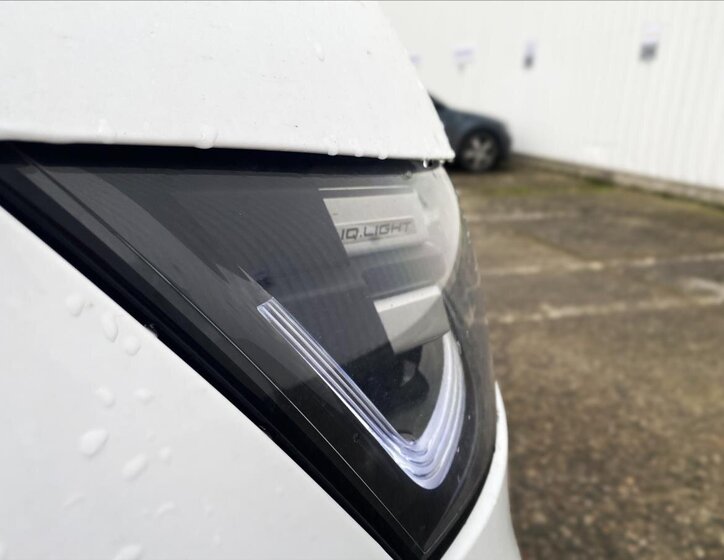 Volkswagen Caravelle 7