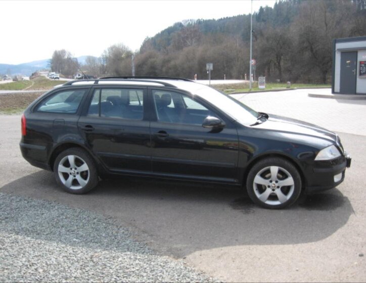 Škoda Octavia Kombi 2,0 l 103 kw