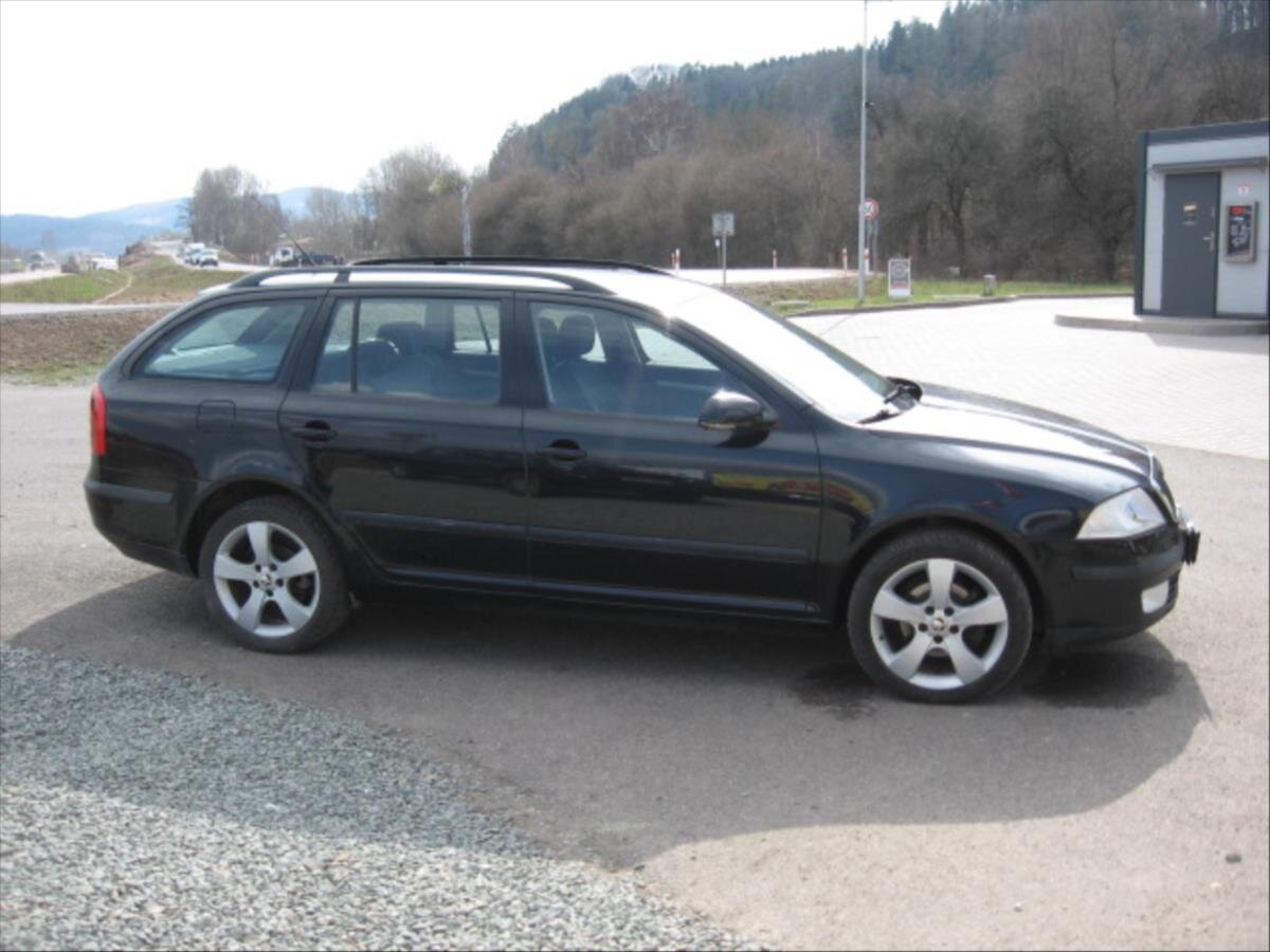 Škoda Octavia Kombi 2,0 l 103 kw