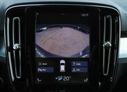 Volvo XC40 SUV / Terénní 2,0 l 140 kw