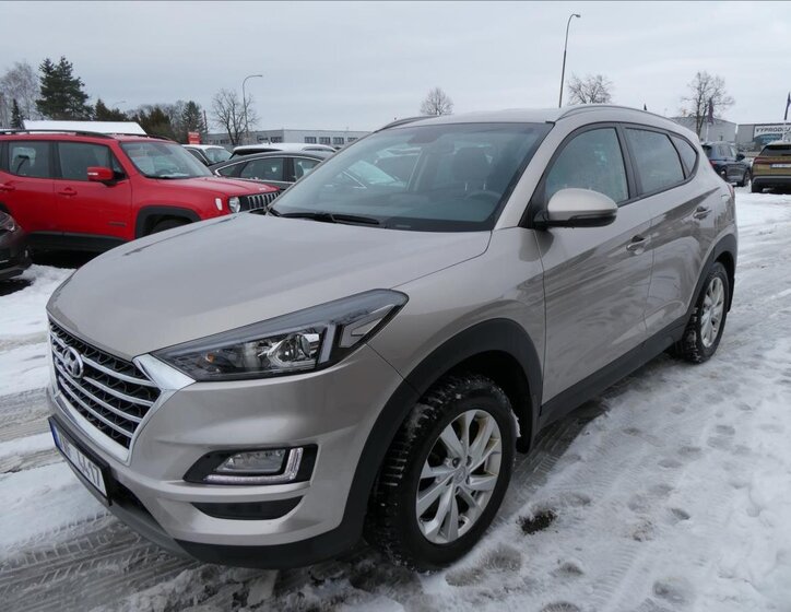 Hyundai Tucson SUV 1,6 l 85 kw