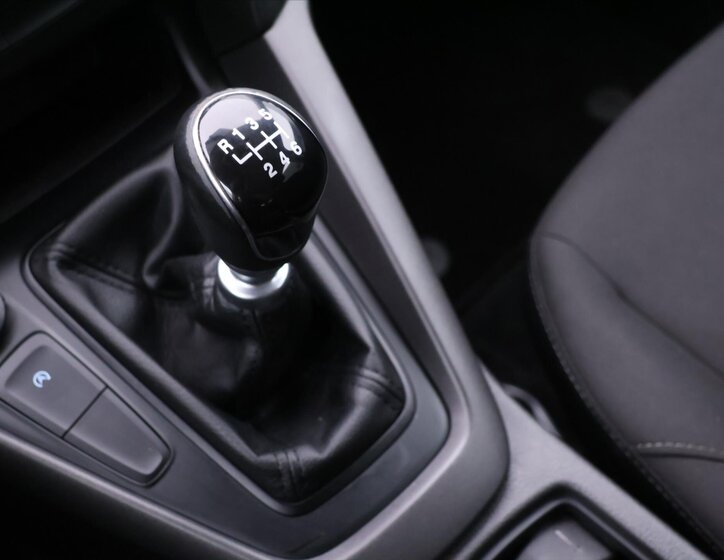 Ford Focus Kombi 999,0 92 kw