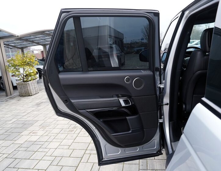 Land Rover Range Rover SUV 3,0 l 190 kw