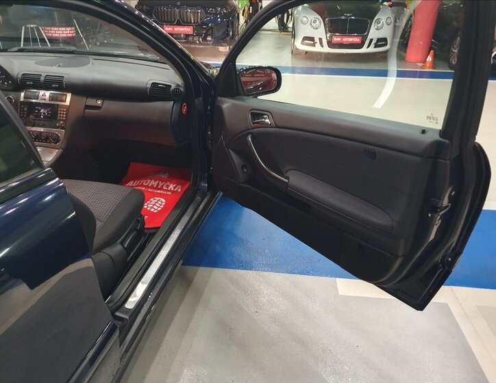 Mercedes-Benz Třídy C Hatchback 1,8 l 105 kw