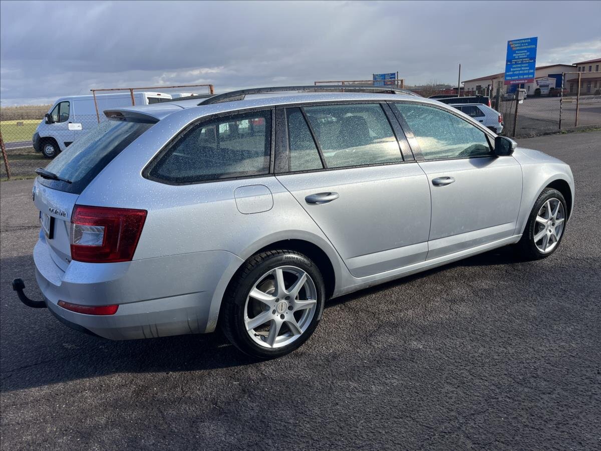 Škoda Octavia Kombi 1,6 l 77 kw