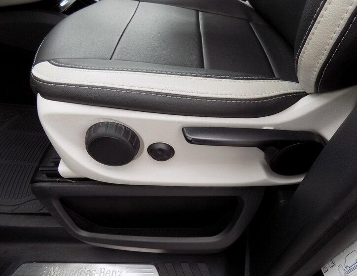 Mercedes-Benz Třídy V 23