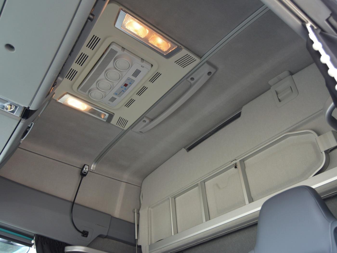 Renault Ostatní Ostatní 10,8 l 345 kw