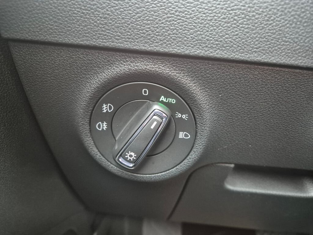 Škoda Karoq SUV 1,5 l 110 kw