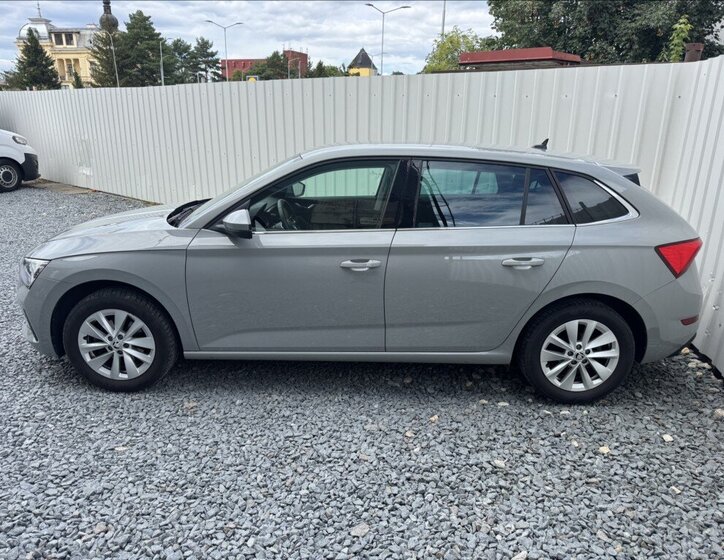 Škoda Scala 4