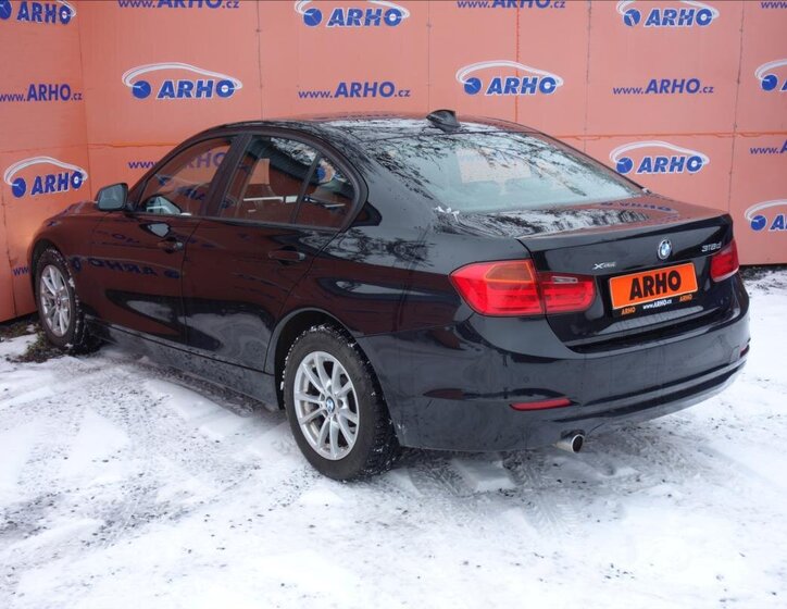 BMW Řada 3 Sedan 2,0 l 105 kw
